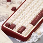 Timeless Elegance PBT Keycap Set. Durable keycaps (131-key OEM profile) with classical Chinese calligraphy and scholarly motifs.