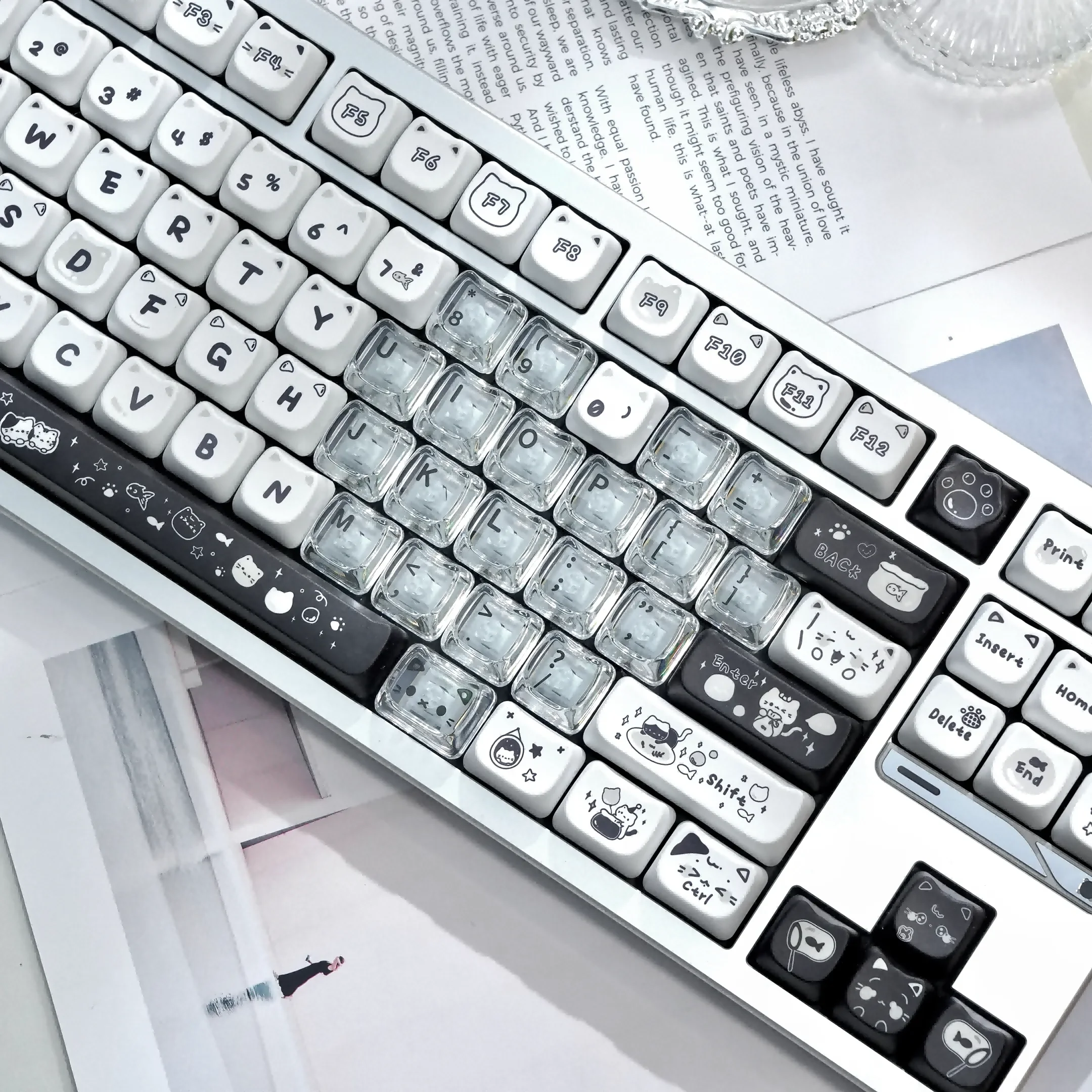 Gallery of Playful Pink Transparent Heart Keycap set, with adorable MAO cat designs from multiple angles, showcasing a whimsical keyboard aesthetic.