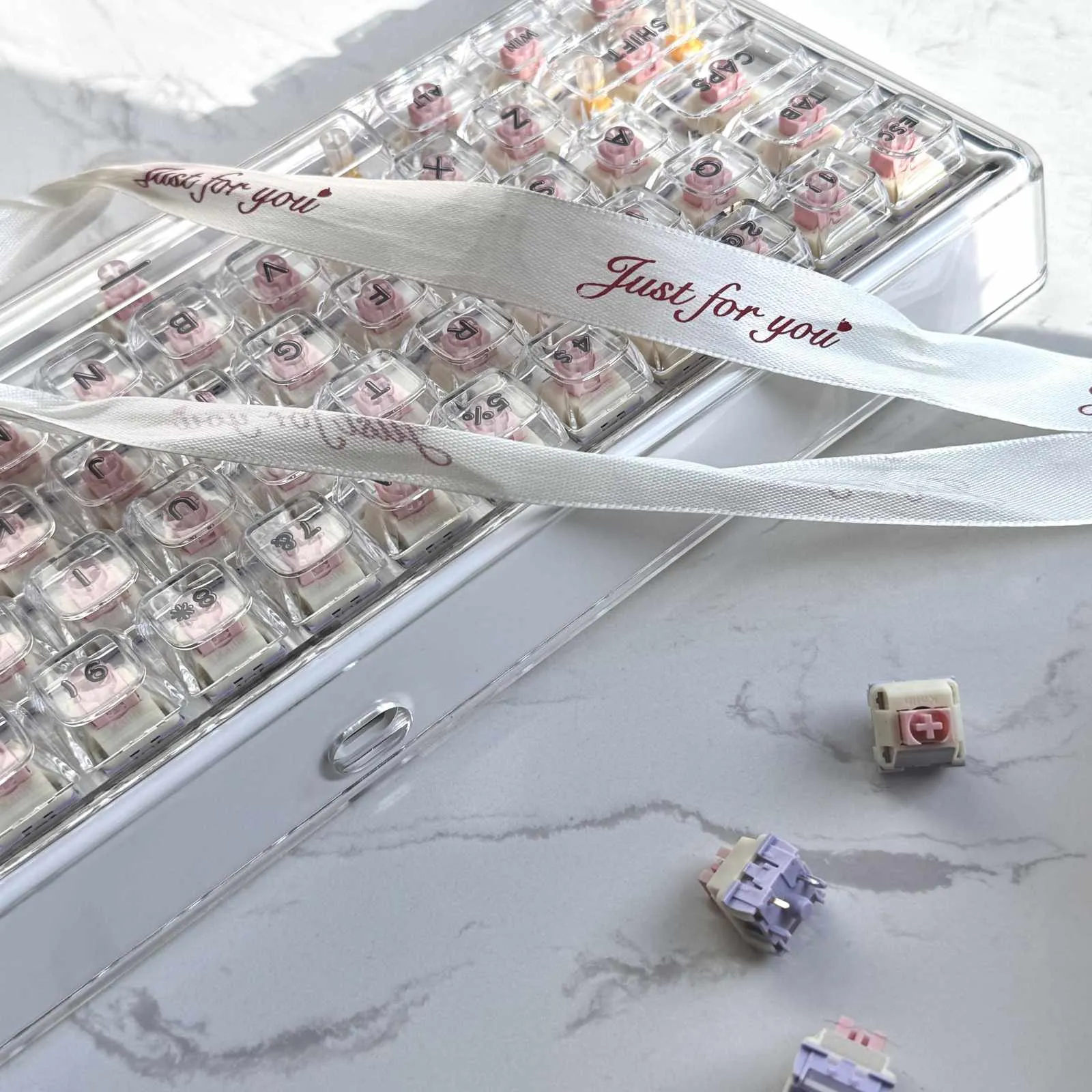 transparent-series-base68-trimode-mechanical-keyboard-side