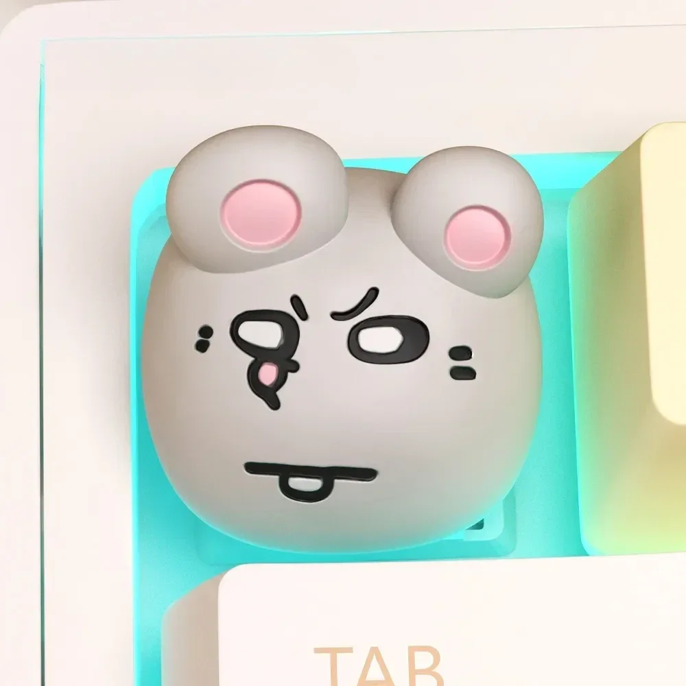 Handcrafted resin Dashu & Meiji artisan keycaps, featuring a charming and detailed rat character with a proud demeanor. A unique custom keycap.