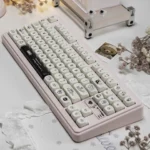 Happy Daily Life MOA Keycap Set: Durable white dye-sublimated PBT set, highlighting comforting MOA profile and minimalist charm for daily use.