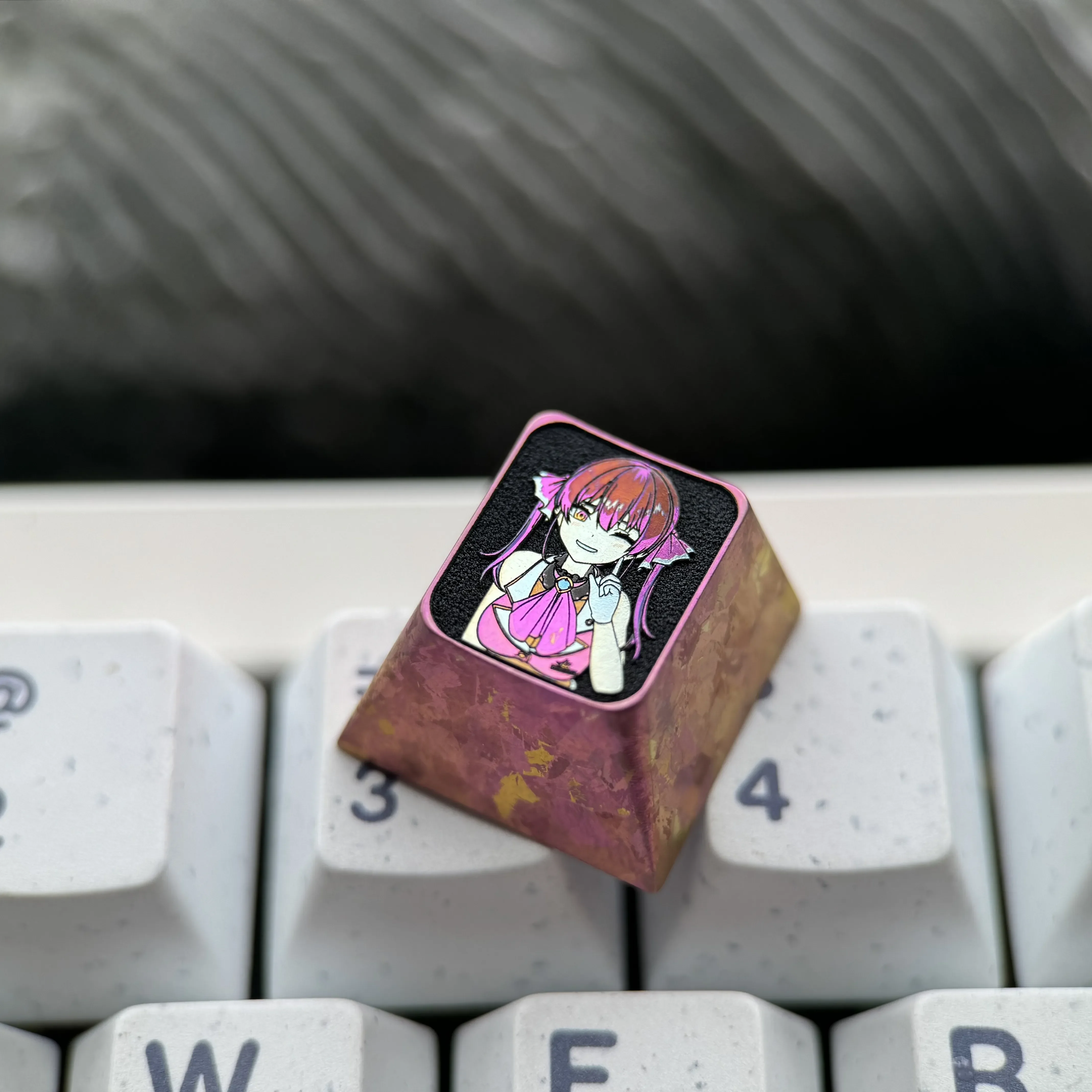 Explore detailed angles of the premium titanium Houshou Marine ESC keycap, an artistic VTuber anime tribute for mechanical keyboards.