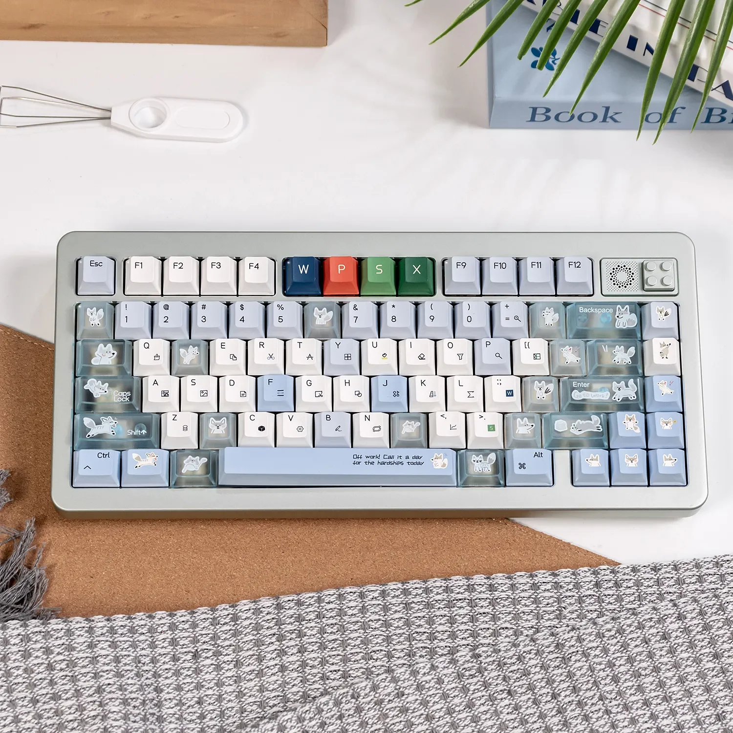 Premium PBT+PC Lazy Fox keycaps set, showcasing the whimsical artistic collage design for a unique custom keyboard aesthetic.