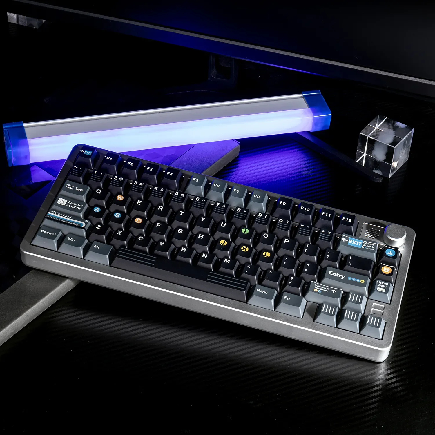 Iconic New York Subway PBT dye-sub keycaps set for custom keyboards, featuring classic NYC iconography and bold typography in a premium design.