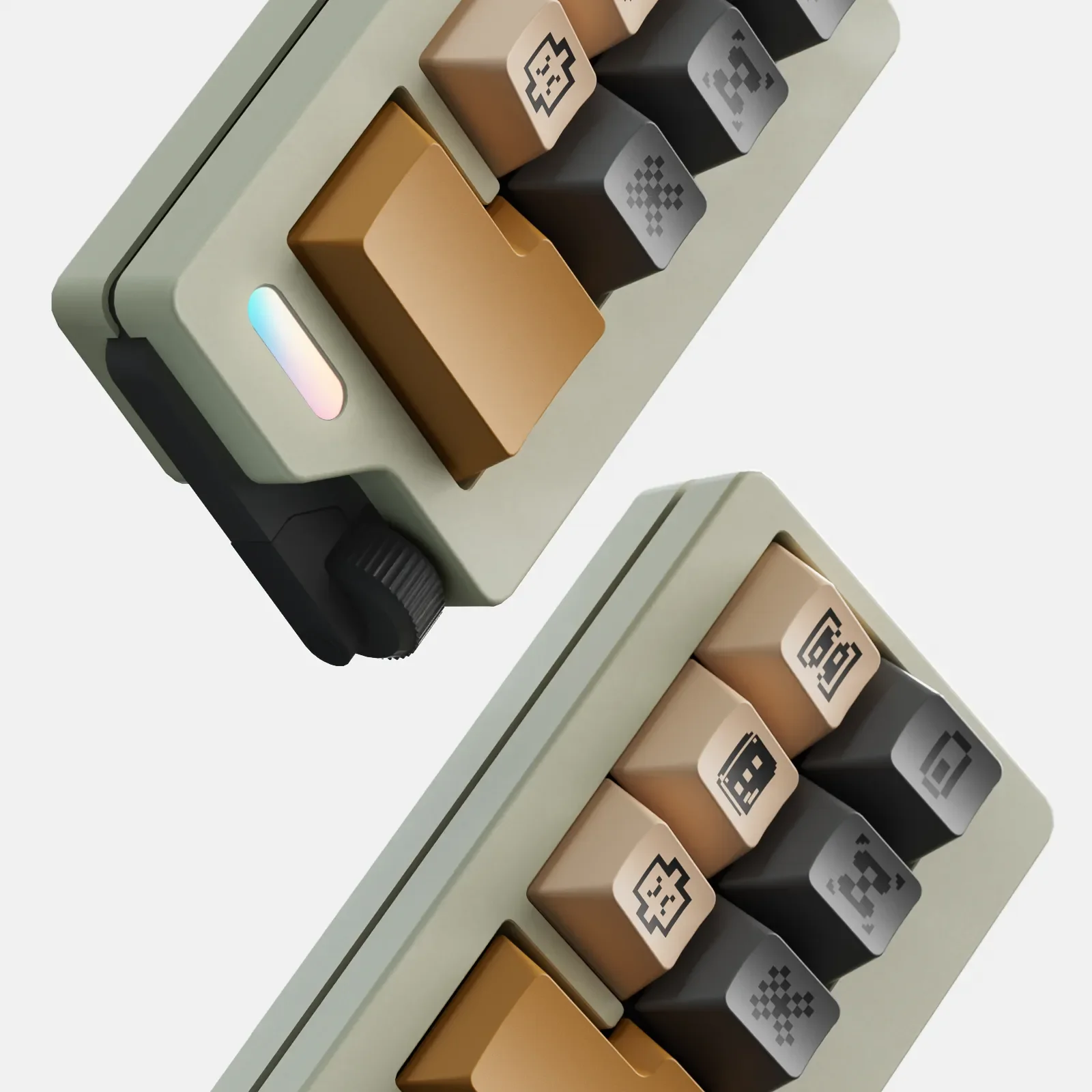 M7 Compact Wireless mini pad keyboard with BCP switches. Gallery views highlight its minimalist design and compact form for effortless setup.