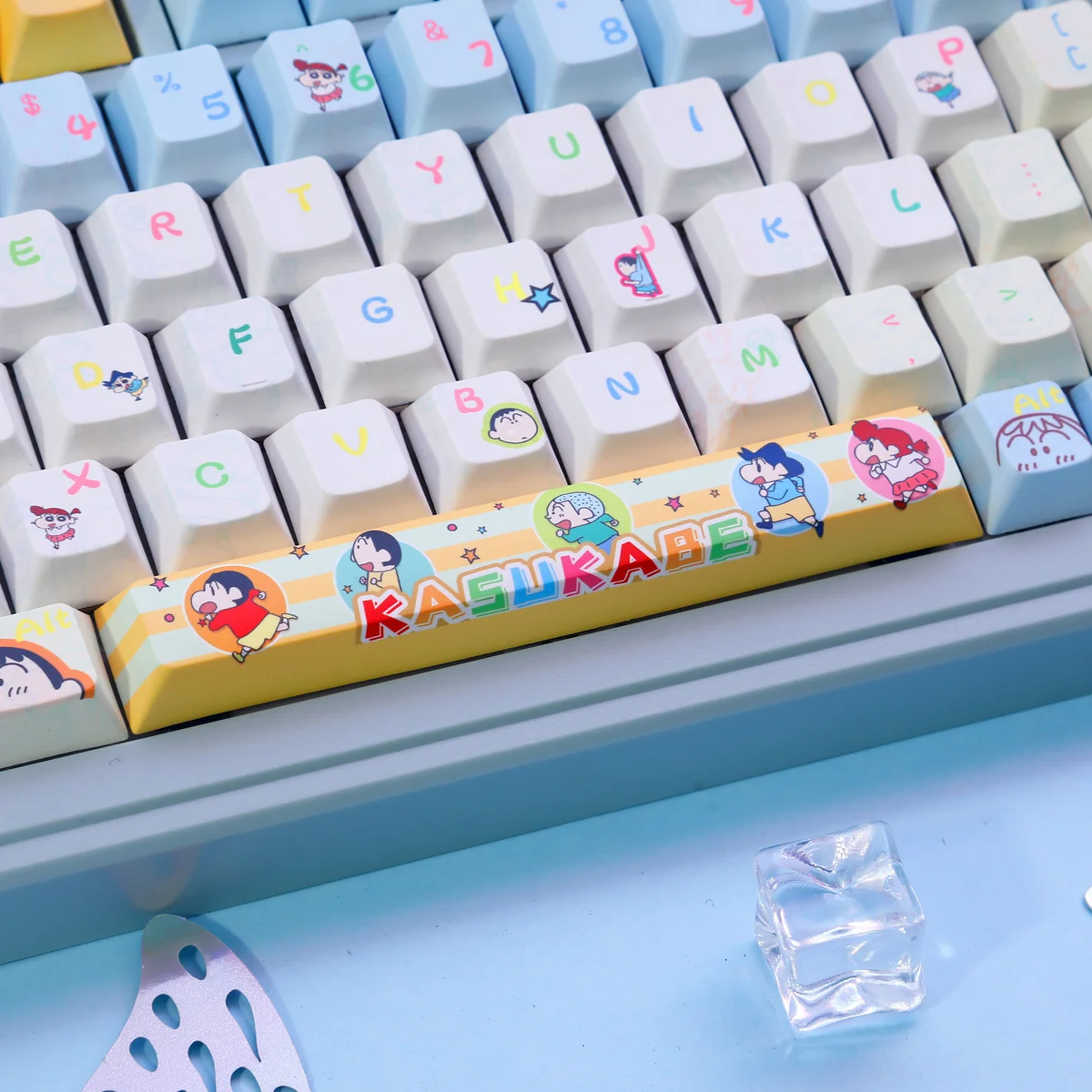 Bo-chan Daily Charm PBT keycap set gallery, showcasing exclusive Crayon Shin-chan Bo-chan art. Whimsical blue daily scenes from multiple angles.