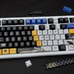 Exclusive Buccellati Keycap Set for JoJo's Golden Wind fans, showcasing iconic Bruno Bucciarati motifs, signature zippers, and premium colors.