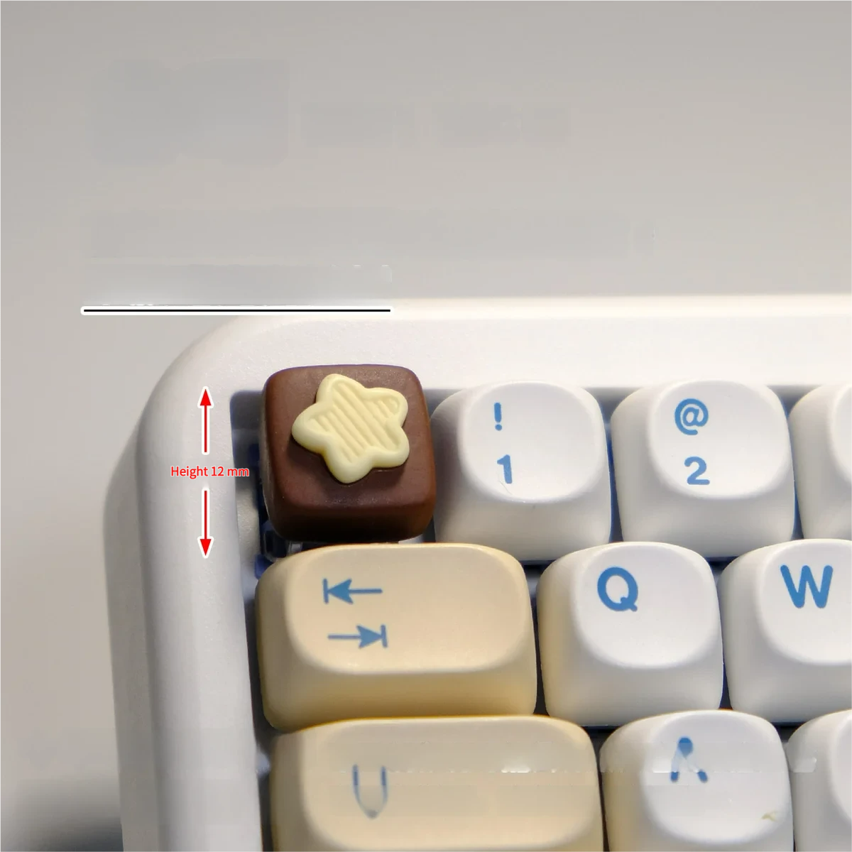 Handcrafted square chocolate biscuit keycap featuring a realistic 3D design in rich brown, a sweet artisan delight for mechanical keyboards.