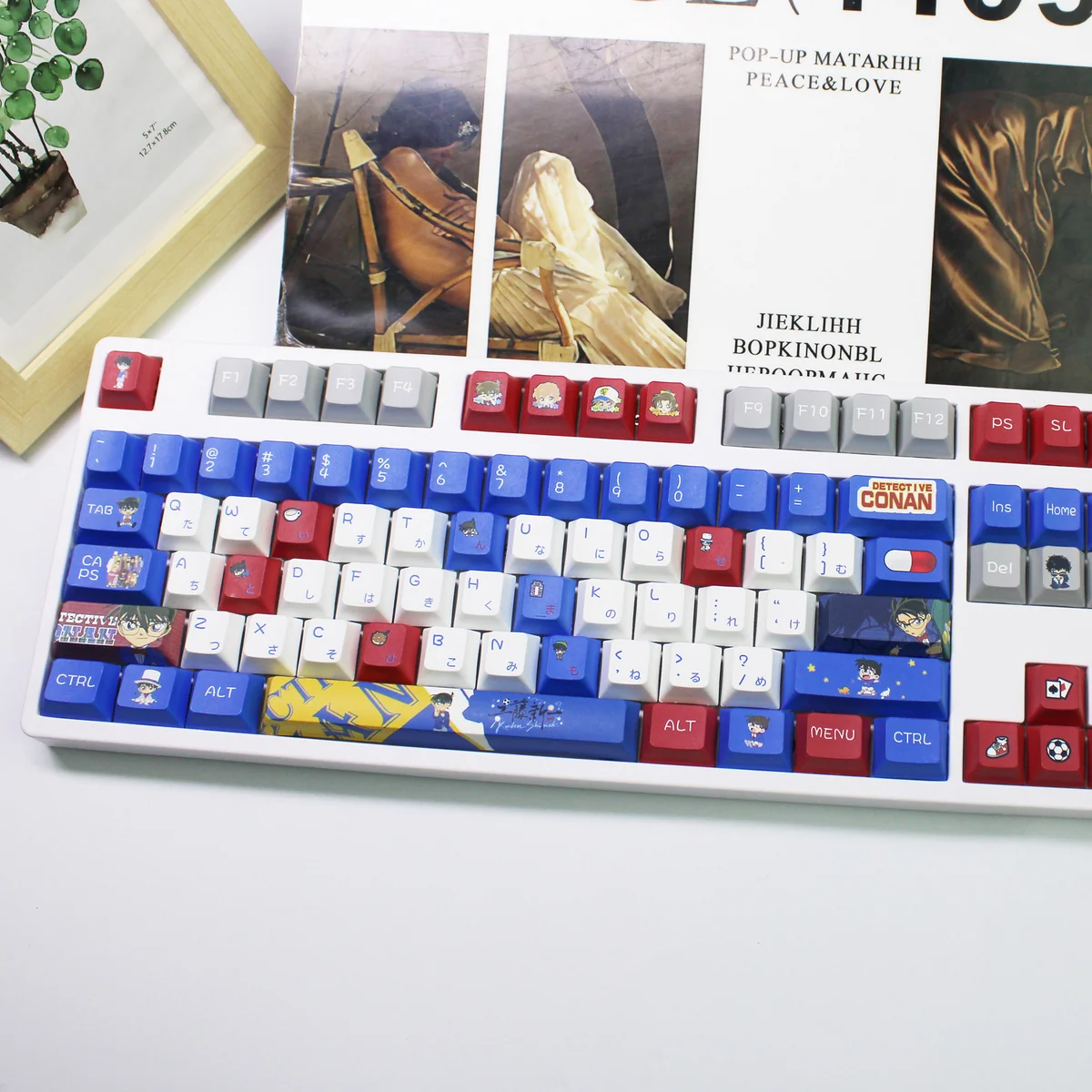 Playful Detective Conan PBT keycaps set, vibrant with iconic anime characters and diverse profiles for an epic keyboard.