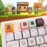 Detailed retro electronic pet keycap, a playful miniature console design bringing nostalgia to your mechanical keyboard.