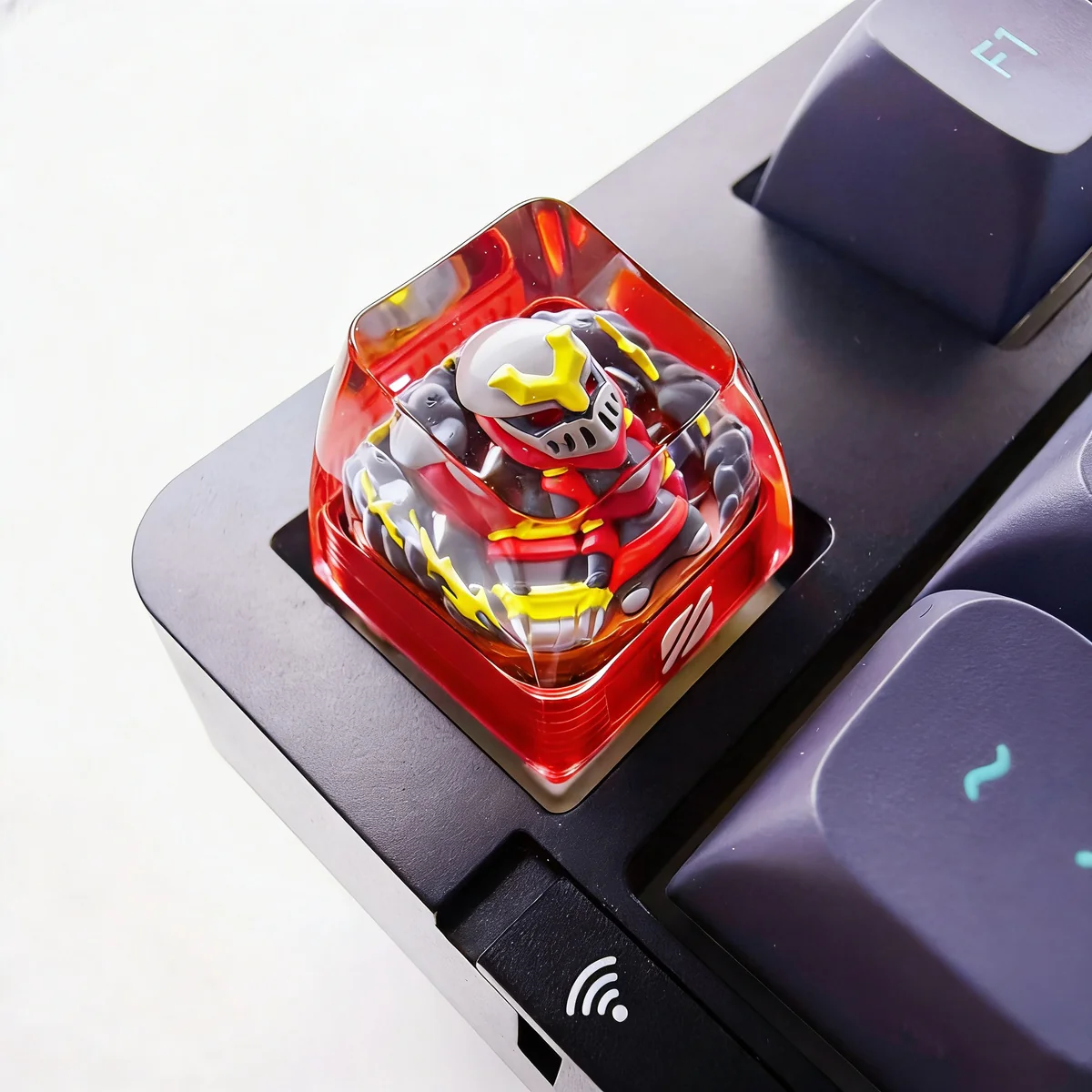 Artisan League of Legends keycap, handcrafted and translucent, featuring an iconic champion in luminous SA resin.