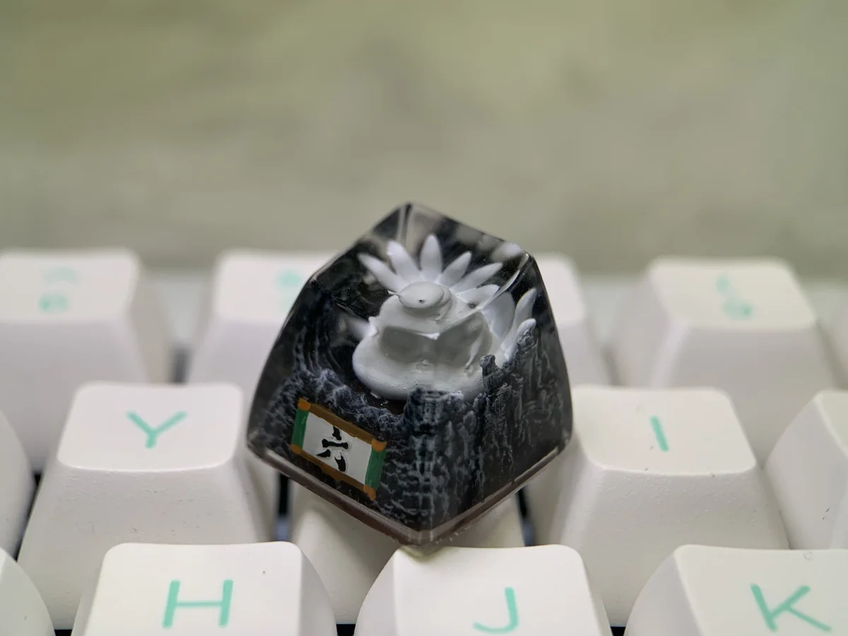 Exquisite handcrafted Naruto Six-Tails Saiken artisan keycap, showcasing intricate sculptural details and vibrant colors for a fierce spirit.