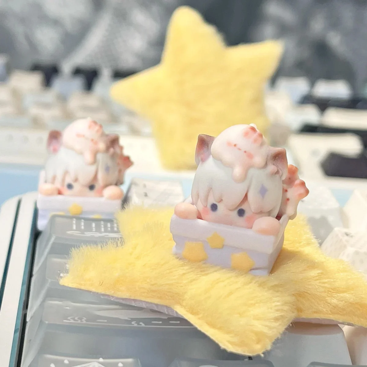 Celestial Artisan Xavier Keycap, an exclusive Love & Deep Space collectible with dreamy character sculpt and luminous details.