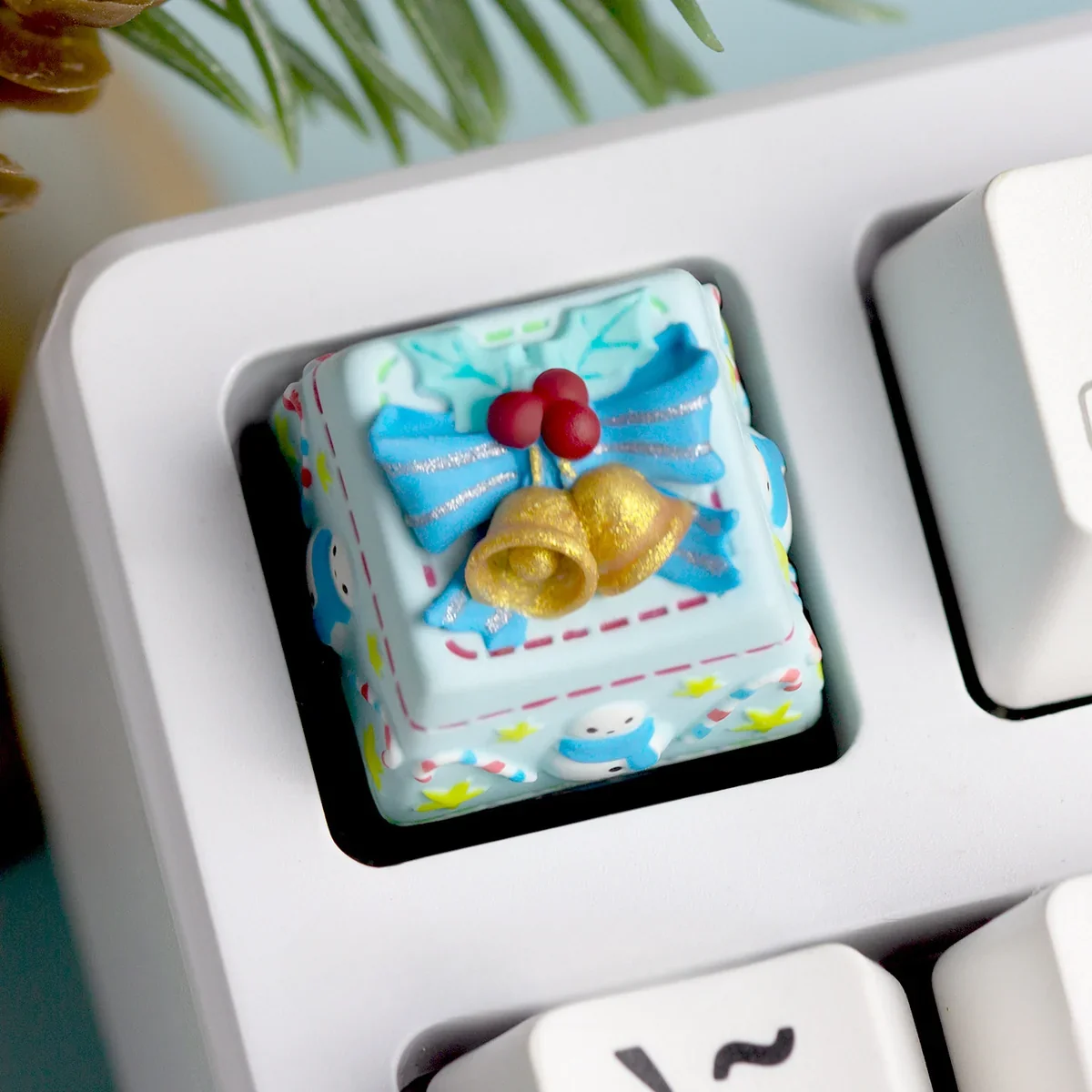 Handcrafted Christmas keycap: Festive resin ESC art. Whimsical 3D miniature holiday scenes, vibrant colors. Detailed views showcase unique artistic craftmanship.