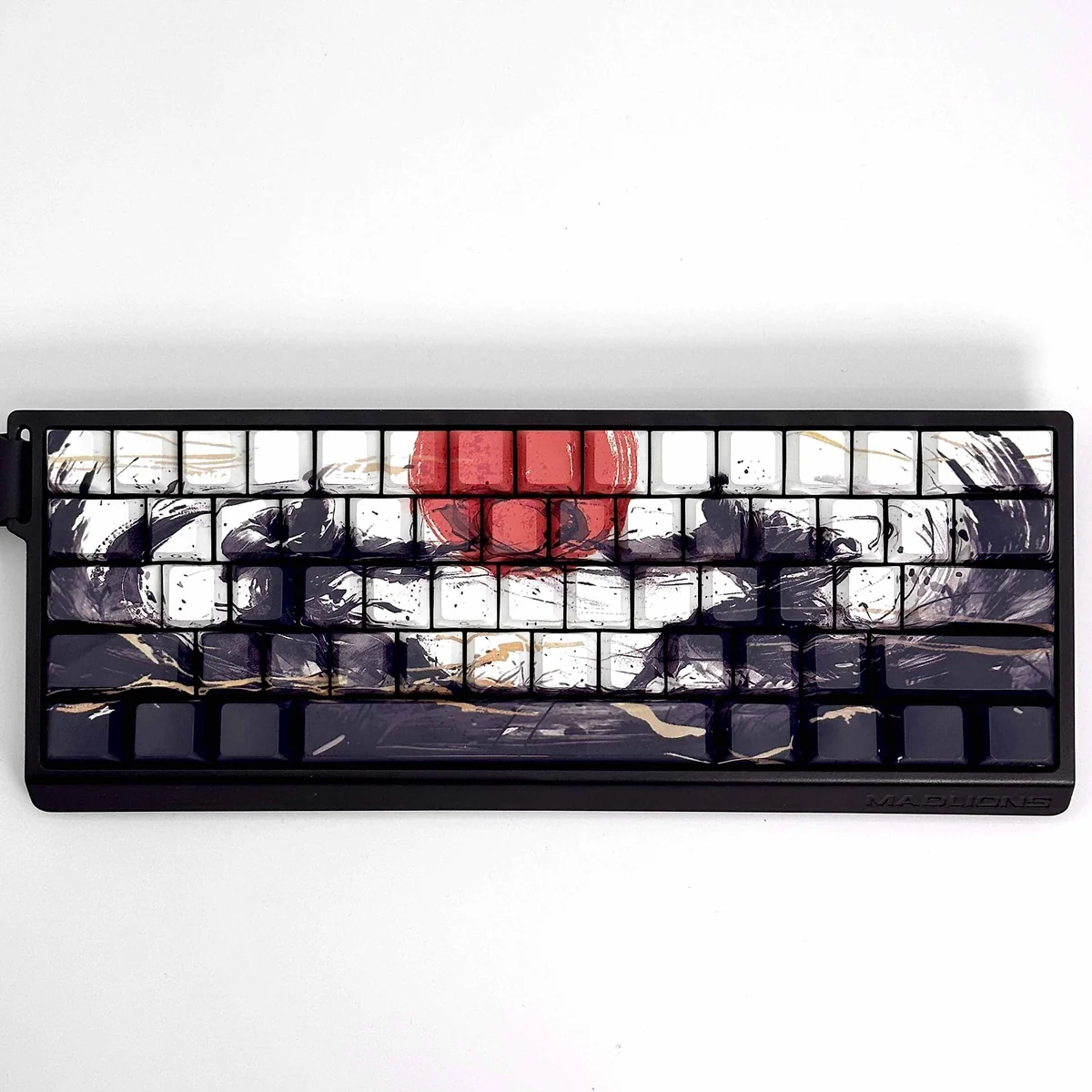 Artistic Sunset War PBT keycap set, showcasing durable side-printed legends with dramatic sunset hues and battle-worn graphics.