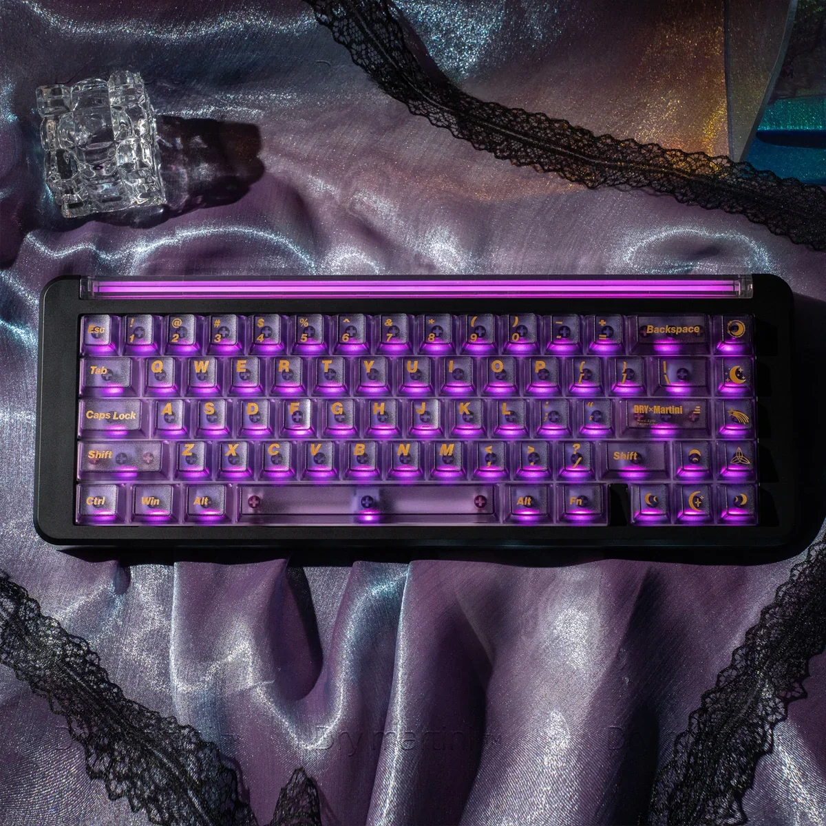 Stunning Twilight Purple PC keycaps set, a frosted translucent set, exquisitely capturing deep purple tones and ethereal light for a premium minimalist.