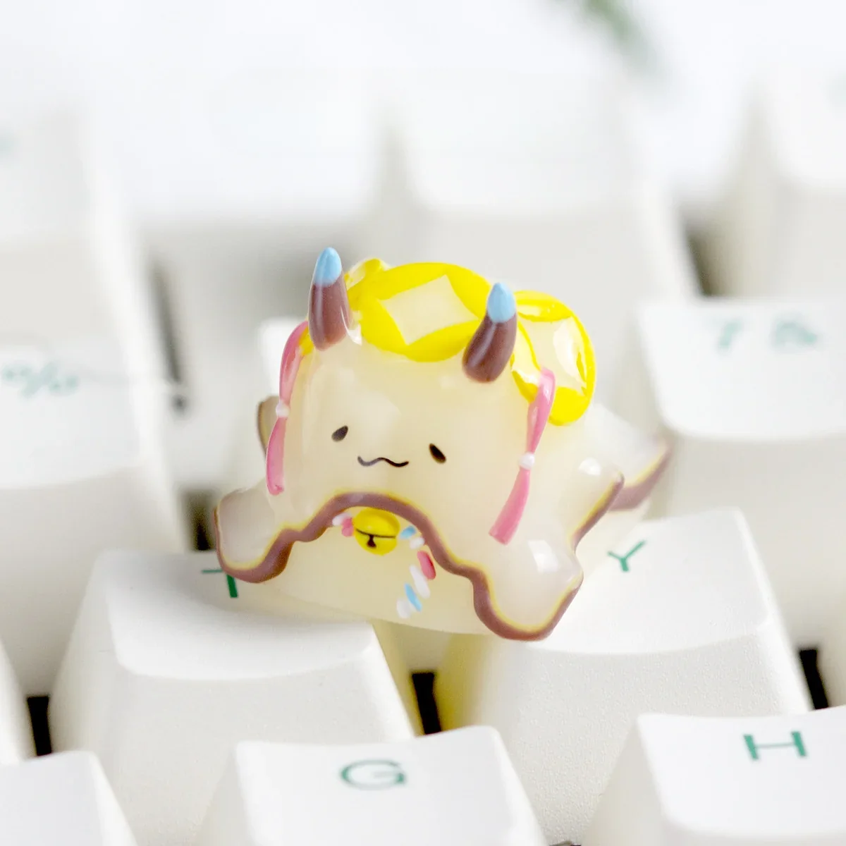 Detailed view of the handcrafted resin sea hare ESC artisan keycap, revealing its whimsical marine life and unique artistry from another perspective.