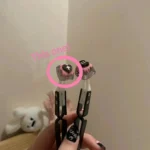 Exquisite handmade Blackberry Cookie Artisan Keycap, a charming food-inspired design. This gallery image offers a close-up of its intricate handcrafted design.