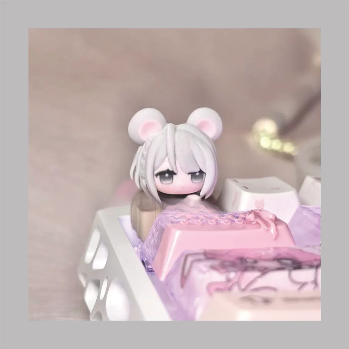 Delta Force Hackclaw artisan keycap, a handcrafted gaming art collectible featuring a stylized mouse character with vibrant detail.