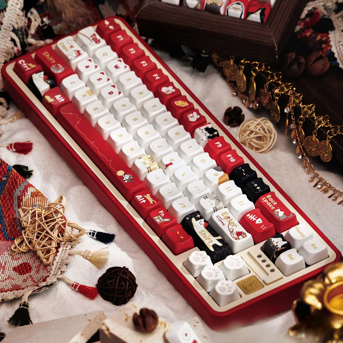 Exclusive JX3 Ming Jiao Keycaps MAO profile artisan set, showcasing mysterious desert aesthetics, lunar motifs, and ancient martial arts from JX Online inspired.