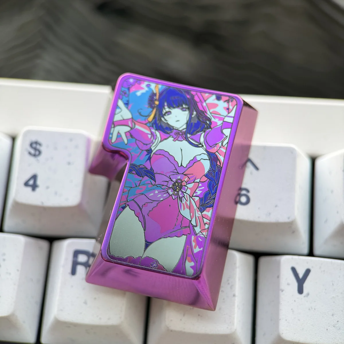 A premium Raiden Shogun Titanium Enter keycap, featuring Electro-infused elegance and majestic design for Genshin Impact keyboards.