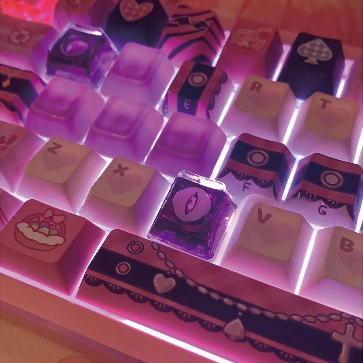 Valorant: Reyna Skill Artisan Keycaps, with intricate glowing fantasy character details from a captivating angle.