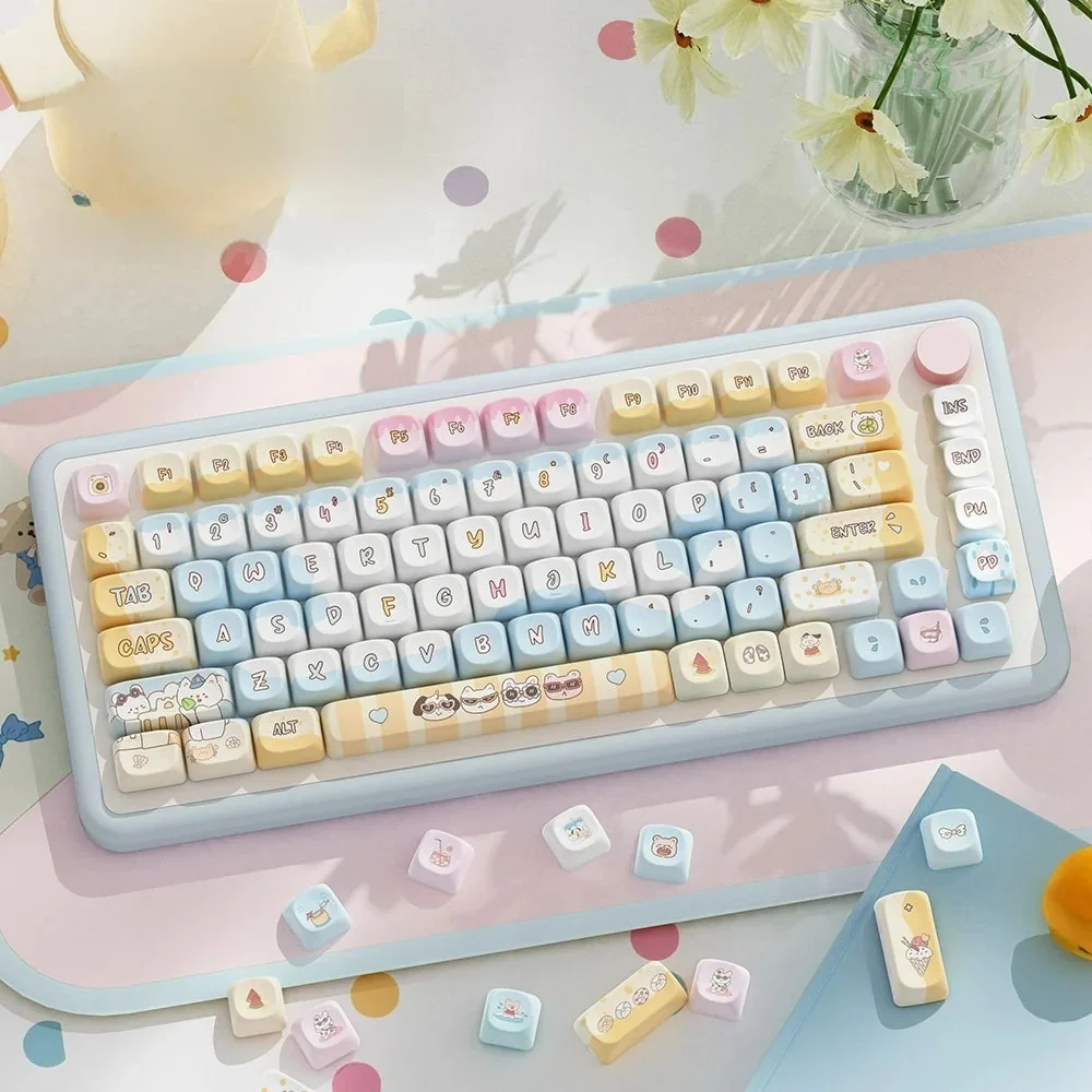 Playful Seaside Keycaps set, showcasing cute PBT five-side dye-sublimation with ocean blues, sandy tones, and charming summer beach motifs.