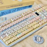 Chiikawa: Three Little Characters MOA Keycap Set featuring cute, ergonomic character designs in soft pastel colors, bringing playful charm to any keyboard.