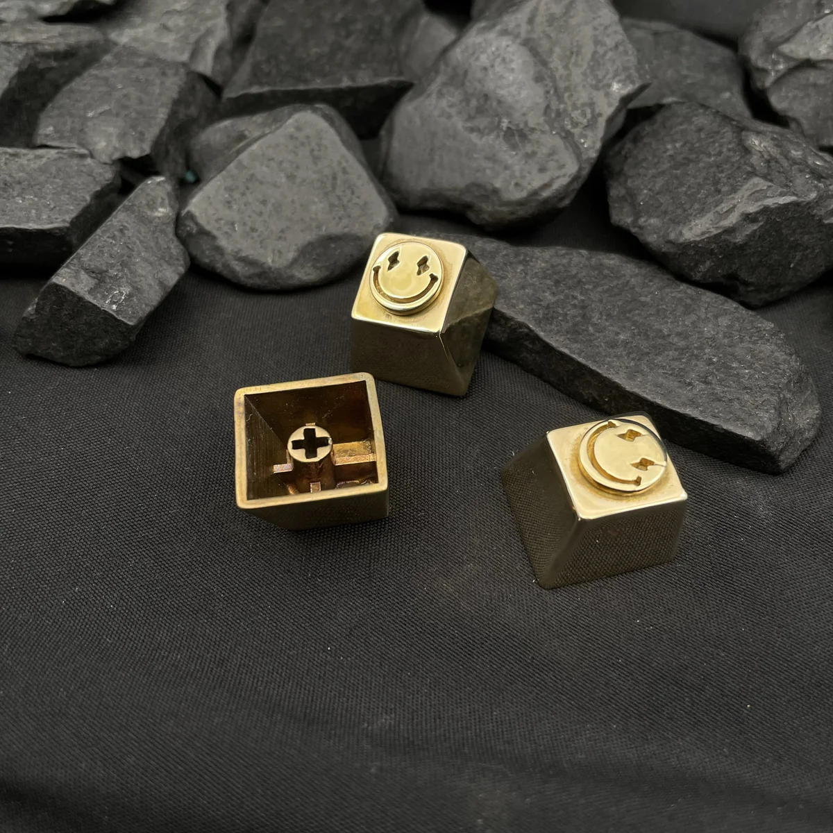 A collection of captivating images featuring the premium pure copper smiley keycap, highlighting its iconic design and artisan craftsmanship for mechanical keyboard.