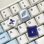 Elegant Egret Keycap Set displaying a graceful egret motif on durable PBT dye-sublimation keycaps, capturing its minimalist East Asian art style.