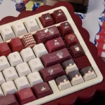 Exclusive Light and Night Evan Dye-Sub PBT keycaps set. See ethereal celestial landscapes and character art blending light and shadow from multiple angles.