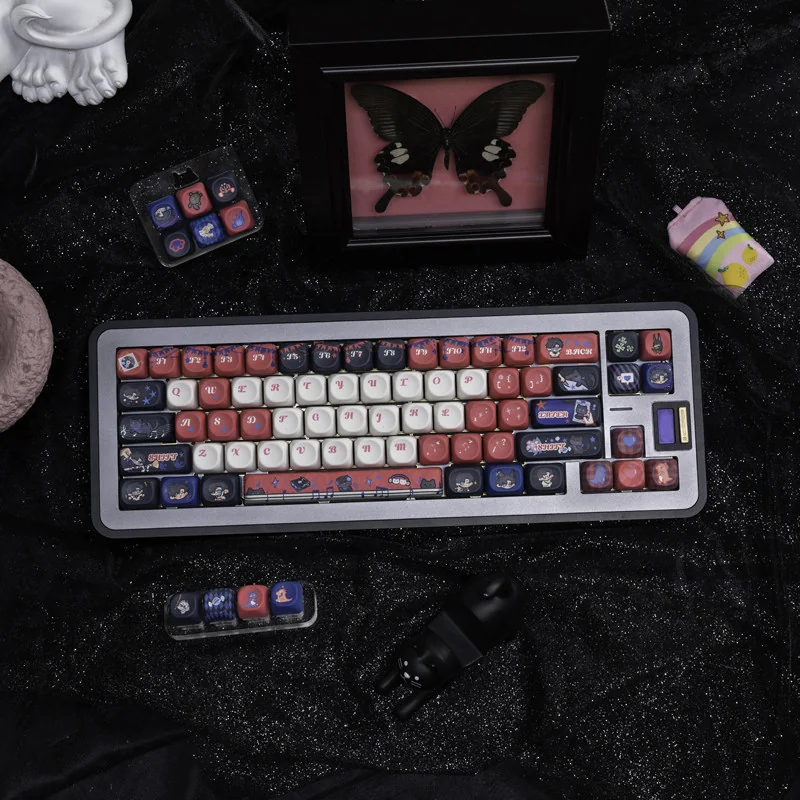 Exclusive Light Night Osborn character PBT keycap set, featuring romantic anime art and vibrant fantasy details, a collectible Light Night Keycap.