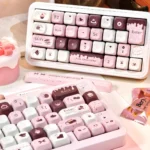 Chocolate Strawberry Series Keycap Set: Sweet Chocolate Strawberry. A playful close-up of 145 dye-sublimated PBT keycaps in sweet dessert colors.