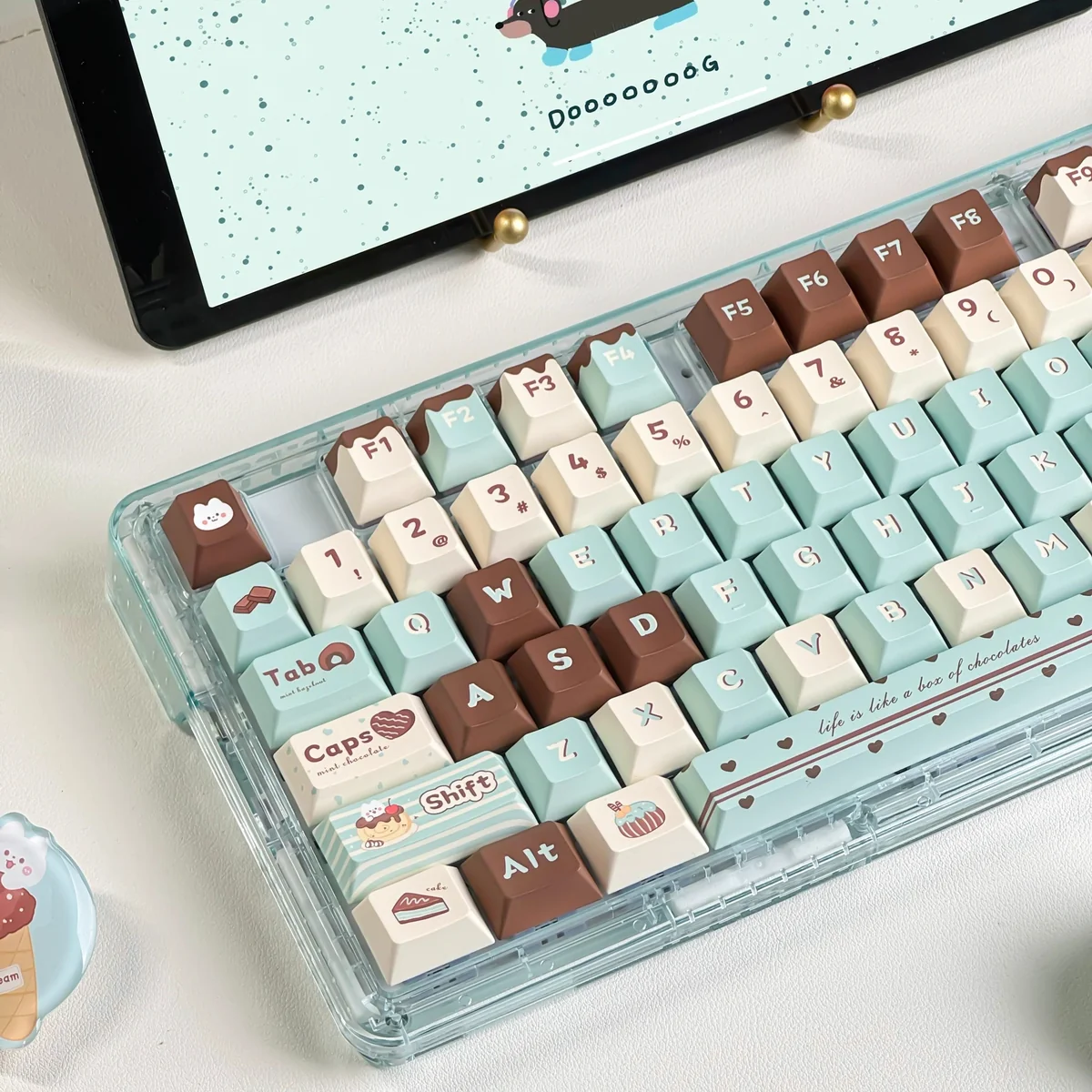 Delightful mint chocolate PBT dye-sub keycaps set displayed from multiple angles, highlighting their premium quality and inviting mint green and warm chocolate.