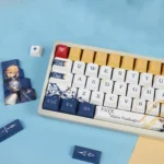 Exclusive Saber PBT keycap set for Fate/Stay Night fans, showcasing the iconic noble design from various angles.