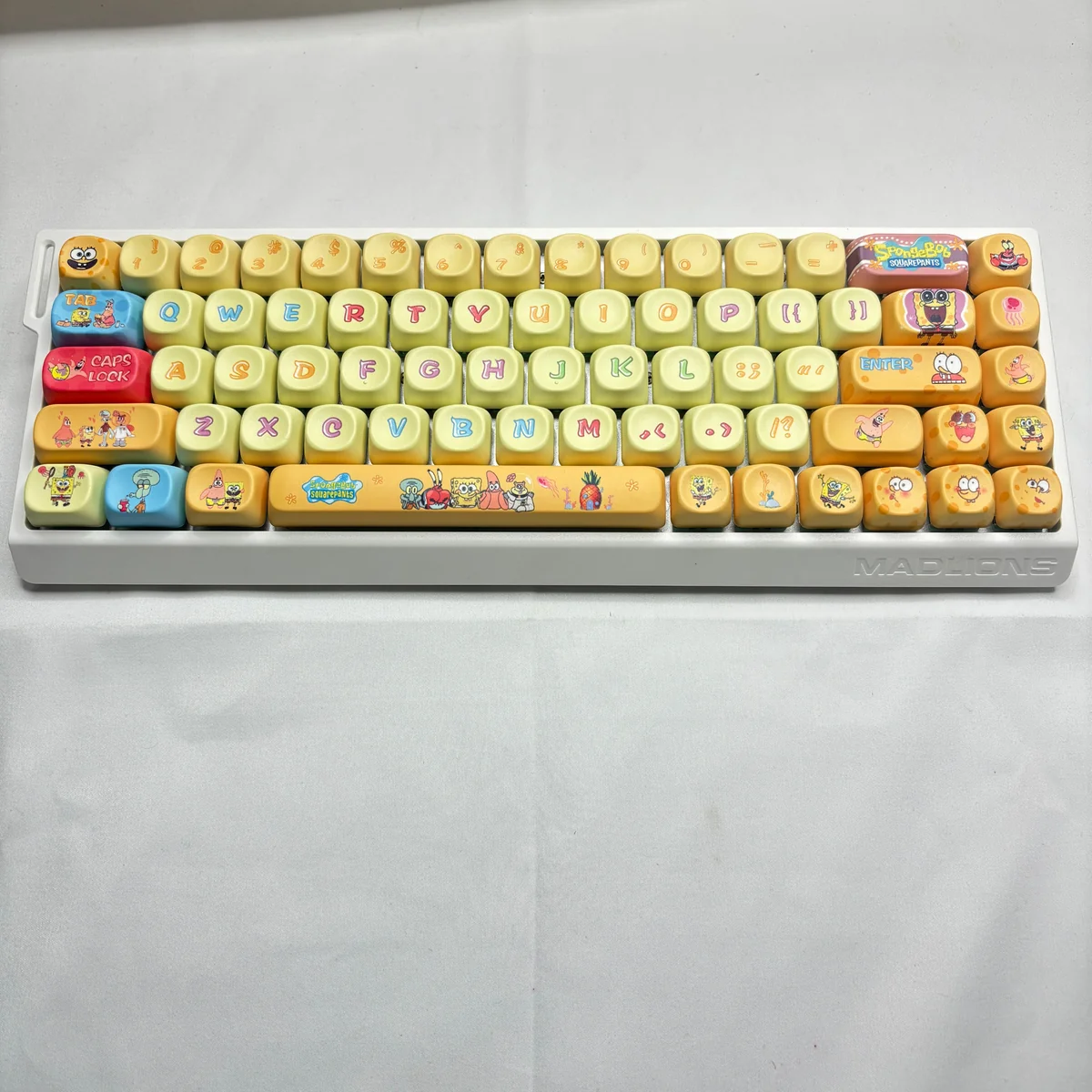 Vibrant 108-key SpongeBob PBT Dye-Sub MOA keycap set featuring iconic characters for a playful, immersive keyboard experience.