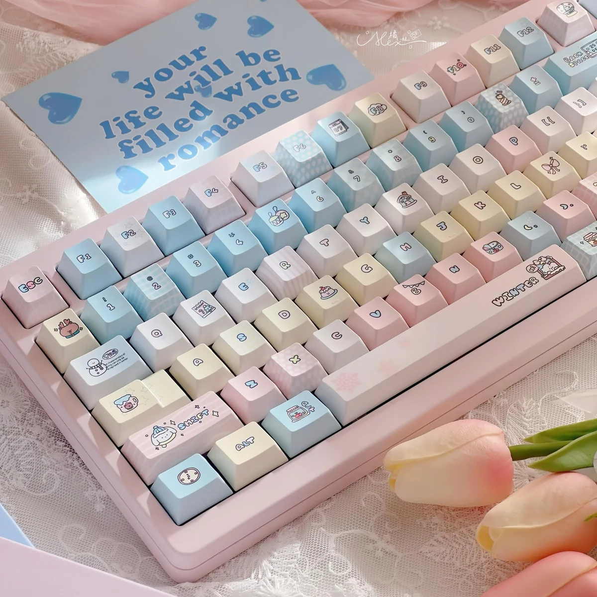 Detailed angles of the Serene Winter PBT Keycap Set, revealing durable dye-sub legends and the artistic cool hues immersive winter aesthetics.