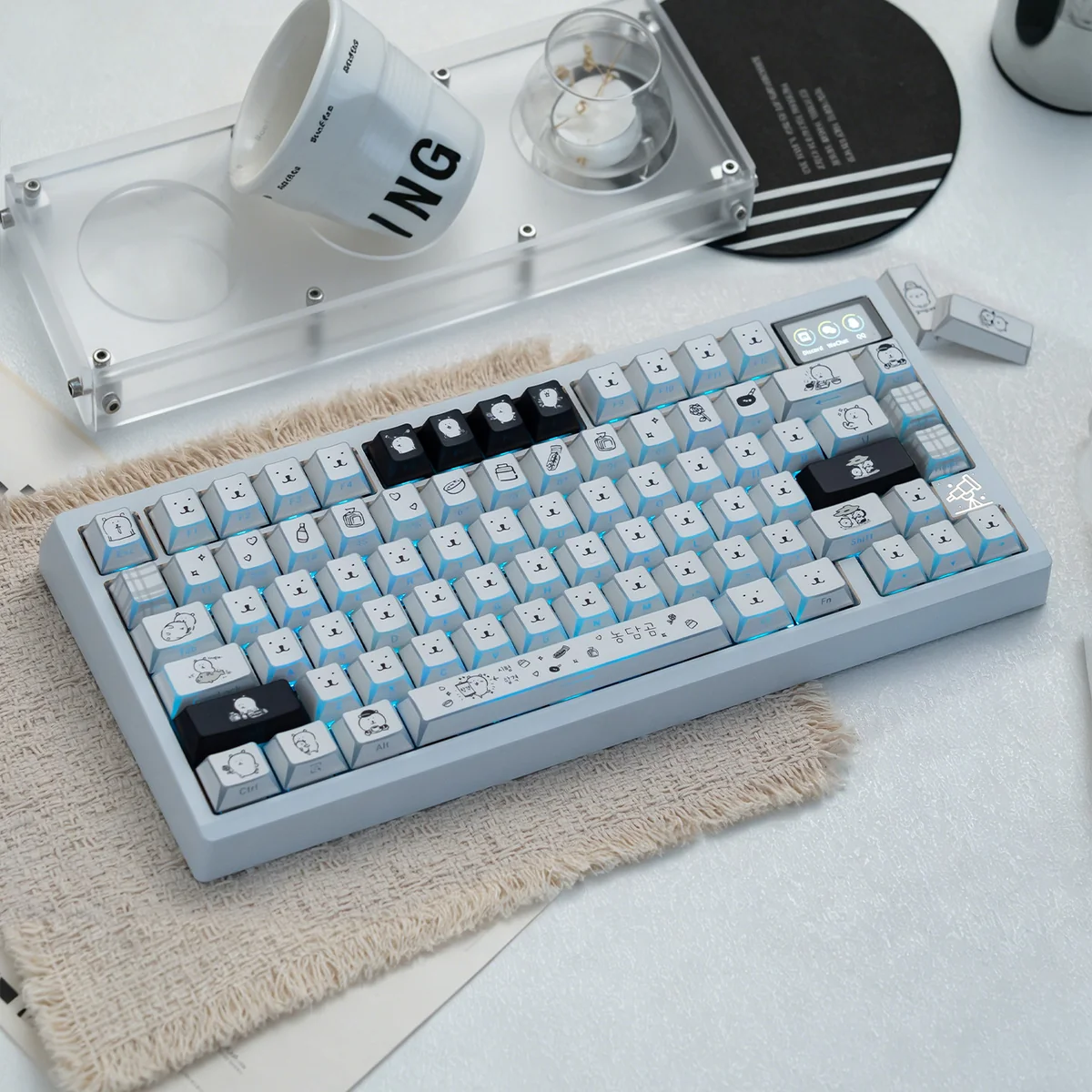 Playful Chiikawa Joke Bear PBT keycap set, featuring whimsical characters, angular shadow effects, and crisp side-engraved.