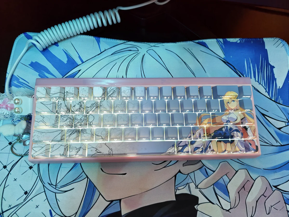 This Durandal Honkai Impact 3rd side-lit PBT keycap set shows heroic artistry. Sleek, translucent legends are visible from multiple angles.