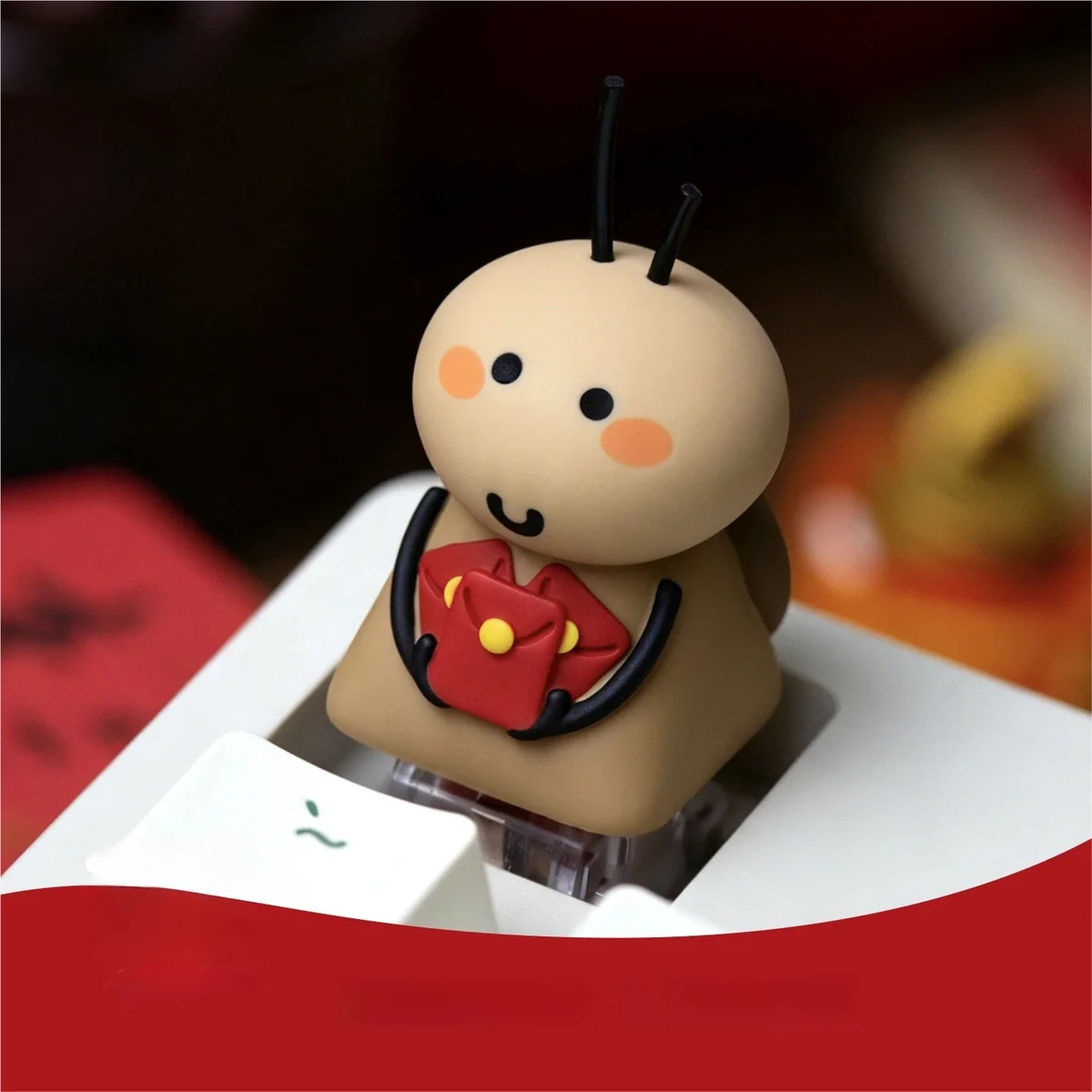 Handcrafted Cockroach Keycaps artisan keycap, intricately sculpted from a unique angle, highlighting its 3D form and auspicious Chinese wealth symbol.