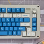 Close-up view of vibrant Soju Korean PBT keycaps set, highlighting the unique Korean legends and classic bottle-inspired design for a nostalgic design.