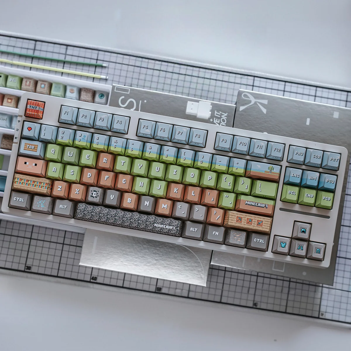 Close-up of durable PBT Minecraft keycaps set, featuring iconic pixelated designs that bring the blocky world to your keyboard with premium quality.