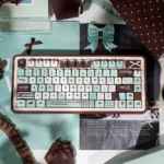Premium Mint Chocolate Keycaps Set featuring refreshing mint green and rich chocolate brown PBT dye-sub keycaps, evoking a sweet dessert aesthetic.