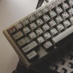 Retro Japanese Keycaps Set FS4000 gallery, revealing vintage PBT texture and unique dye-sub legends from various angles, celebrating authentical design.