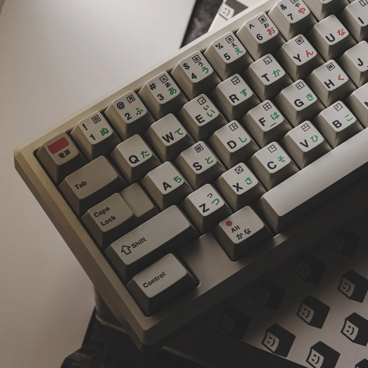 Retro Japanese Keycaps Set FS4000 gallery, revealing vintage PBT texture and unique dye-sub legends from various angles, celebrating authentical design.
