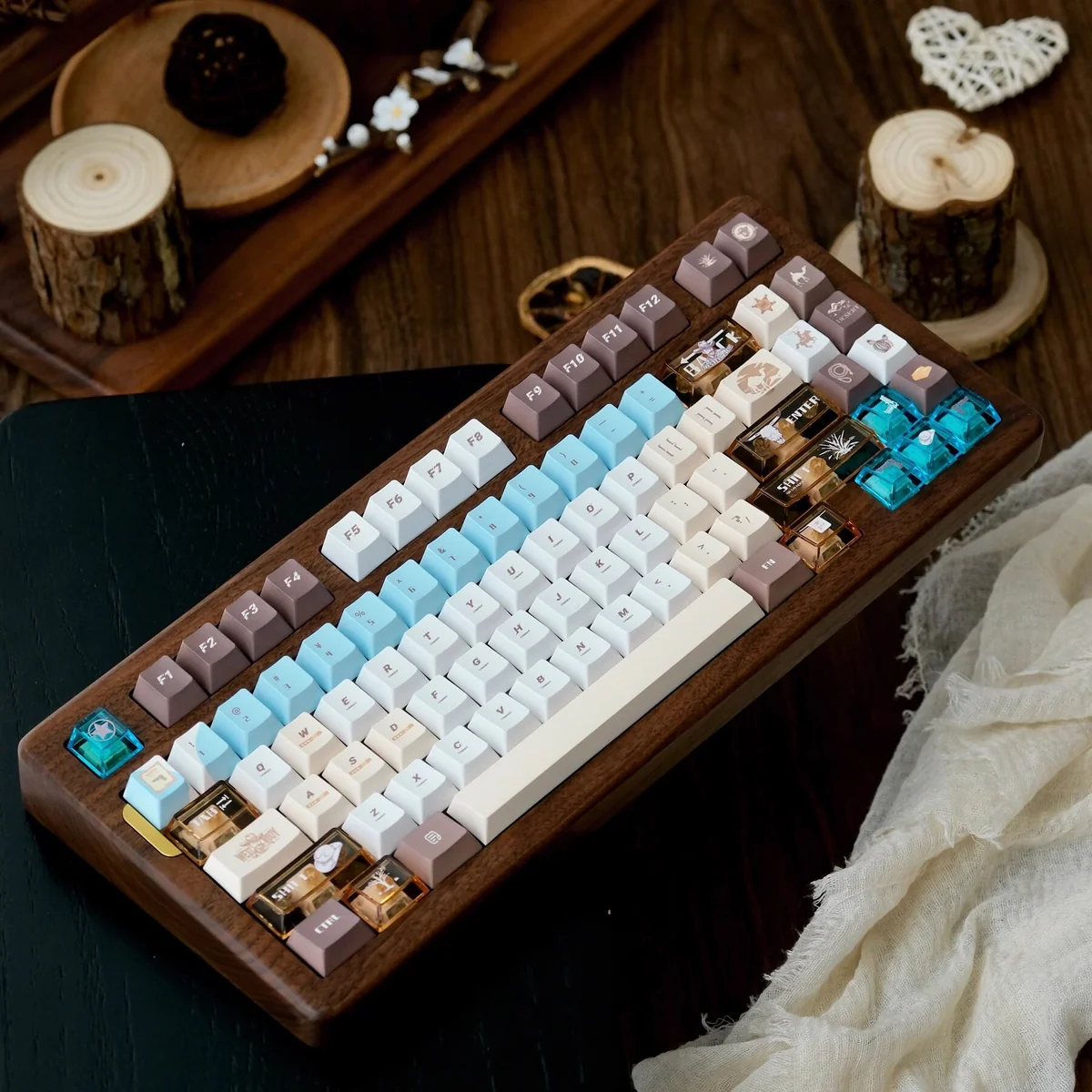 Distinctive Western Cowboy PBT and transparent PC keycaps set showcase rugged Wild West motifs and luminous accents, perfect for a frontier-style keyboard.