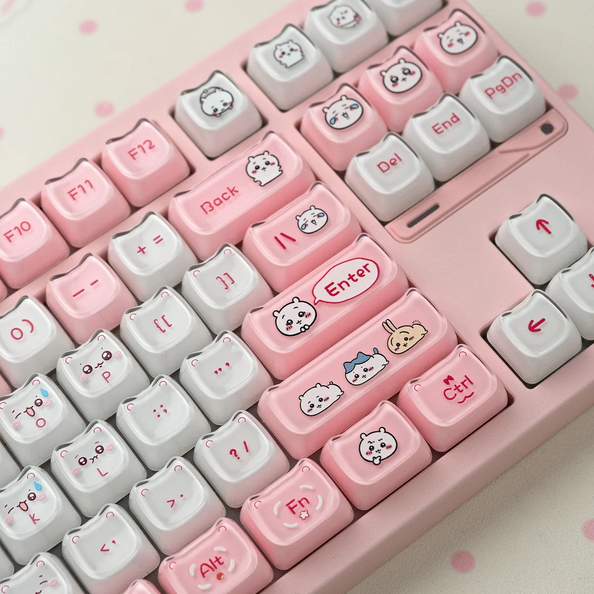 Gallery of the adorable Chiikawa Crystal MAO Keycaps Set, showcasing their unique translucent clarity and whimsical characters from playful angles.