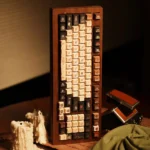 Shakespearean Artistry PBT Dye-Sub Keycap Set. Unique classic literary motifs, elegant typography. Sophisticated, artistic Shakespeare Keycap Set.
