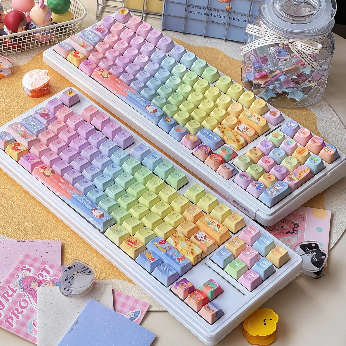 Vibrant, authentic Splatoon keycaps, showcasing the energetic Splatoon universe for a playful keyboard upgrade.
