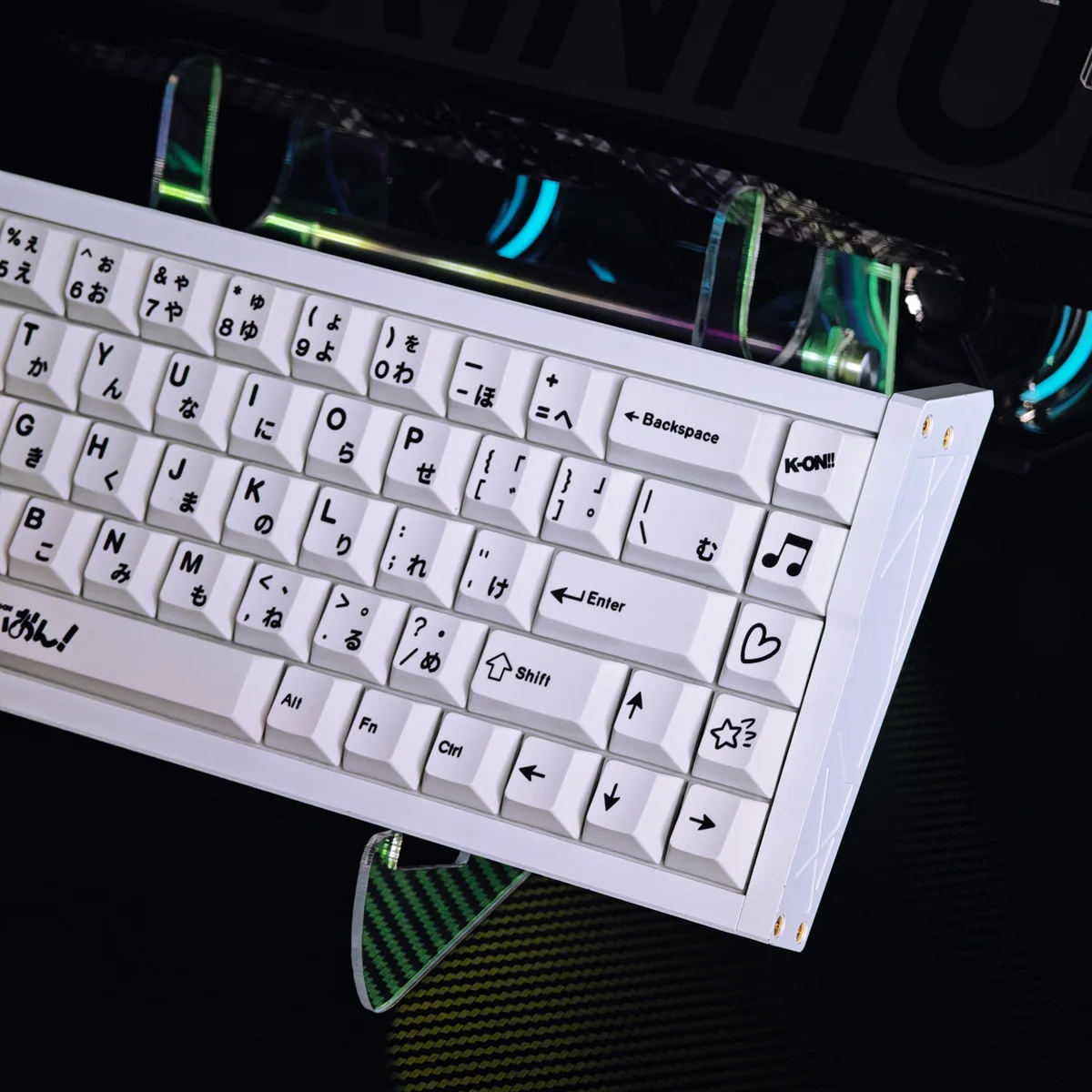 Yui Hirasawa PBT dye-sub keycaps, showcasing durable material and crisp monochrome anime character art from various angles for mechanical keyboards.